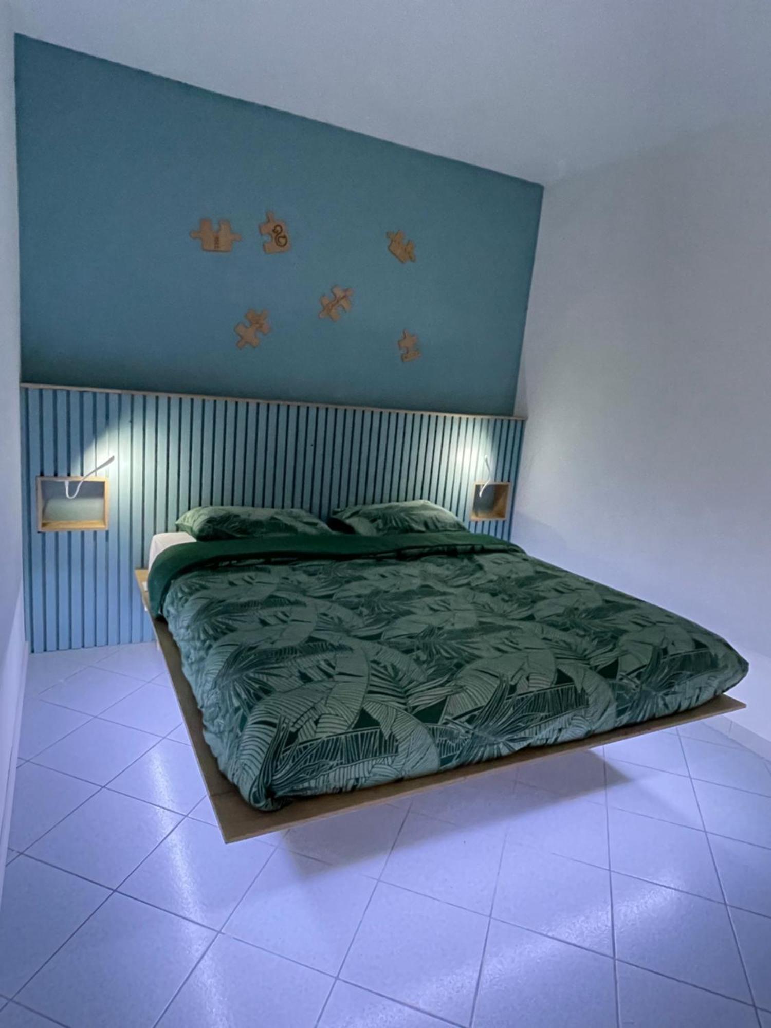 The Ugly Duckling Apartment ดอร์เมลเล็ตโต ภายนอก รูปภาพ